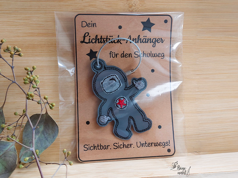 Preview: Lichtstück Anhänger Weltraum - ITH-Stickdatei